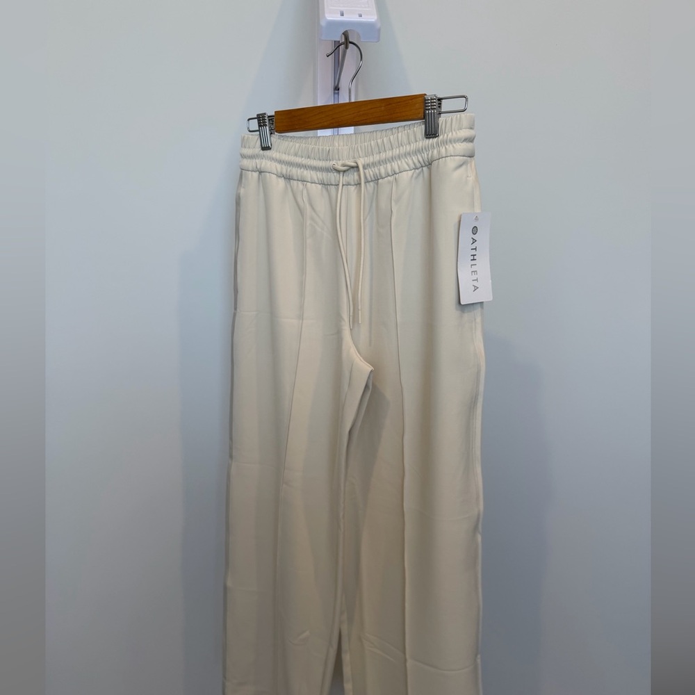 Athleta Women’s Cream Drawstring Pants